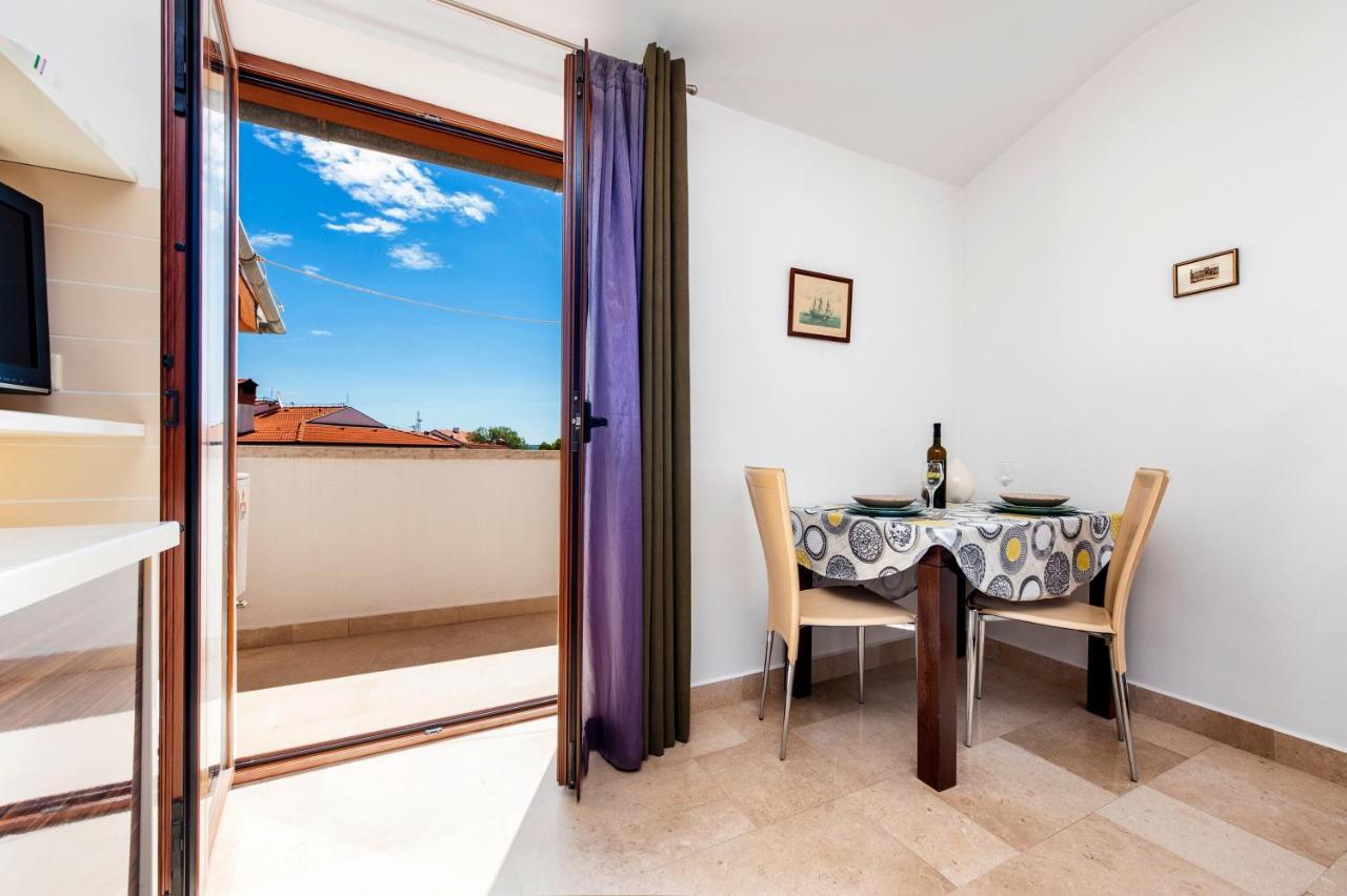 Guesthouse Santin 로비니 외부 사진