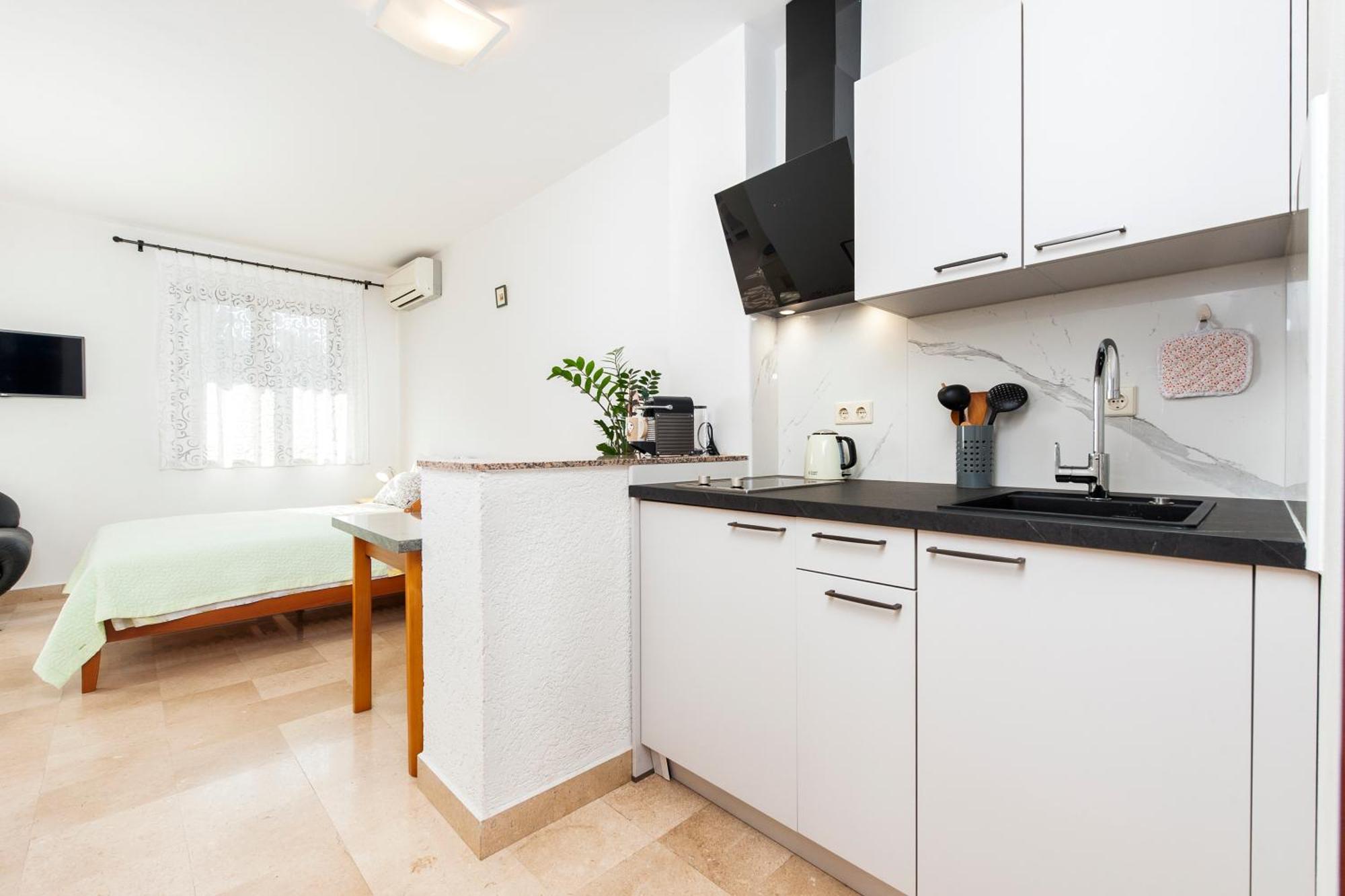 Guesthouse Santin 로비니 외부 사진