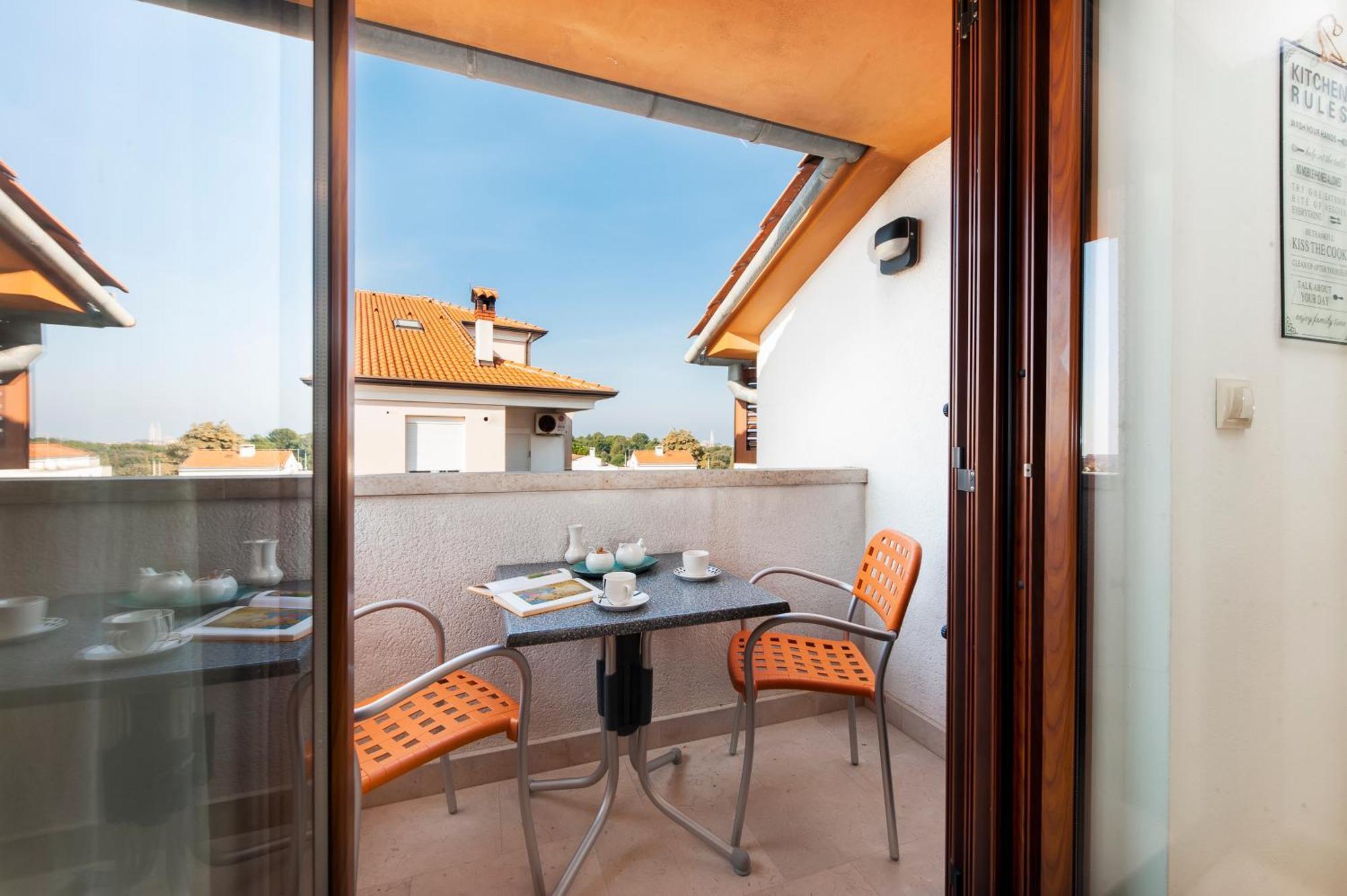 Guesthouse Santin 로비니 외부 사진